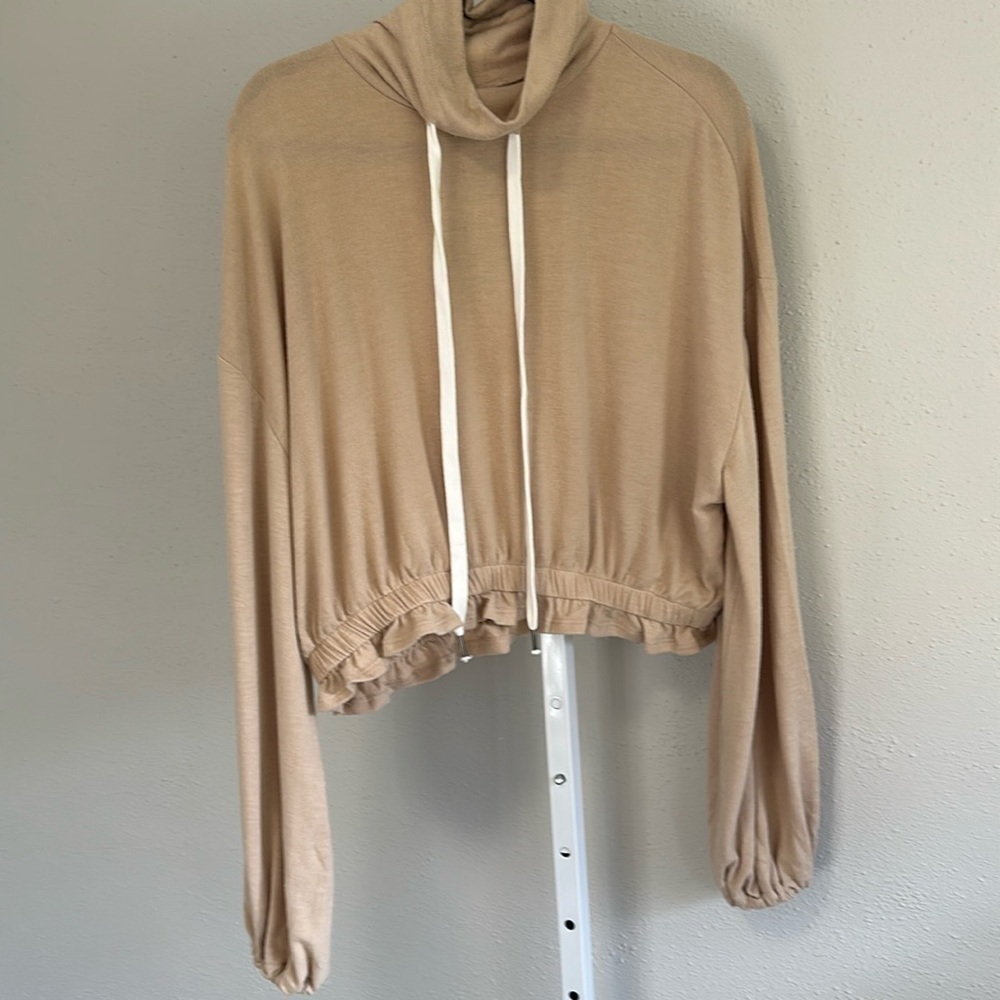 NWT Chaser cappuccino mock neck cropped sweatshirt size small oversized